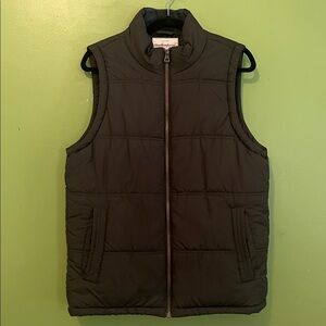 Like New Olive Original Weatherproof Vintage Men’s Vest.